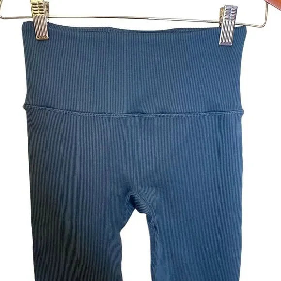 Fabletics High-Waisted Seamless Rib Legging - Picture 9 of 13